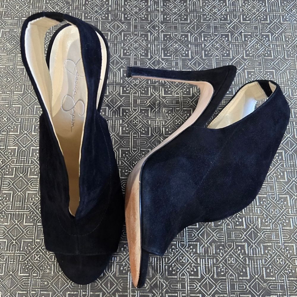 🐢 Jessica Simpson Javrey Blanc Suede And Leather Peep Toe Heels. Size 10